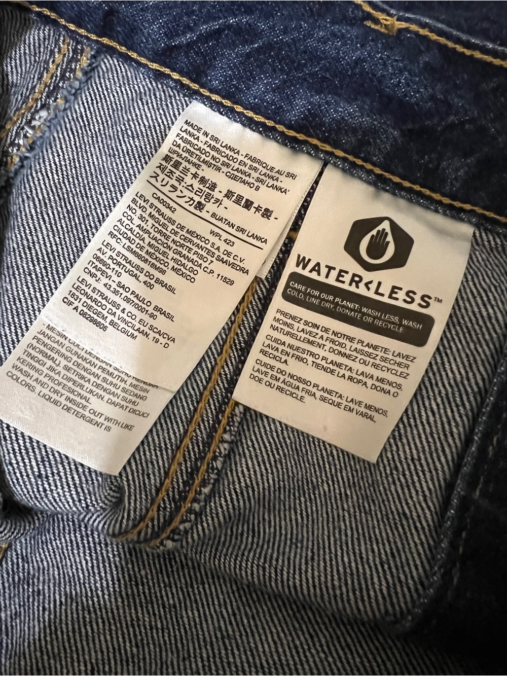 Levi's Dark Blue Button-Front A-Line Denim Skirt Size 26 - Picture 8 of 9